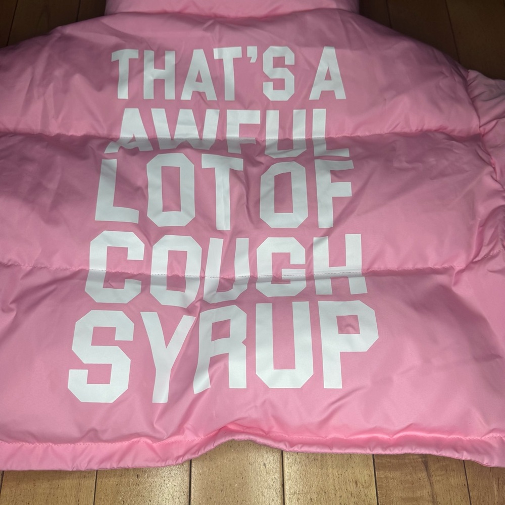 That’s A Awful lot Of Cough Syrup Pink Women’s Cropped Puffer Jacket Size XL - Picture 3 of 6